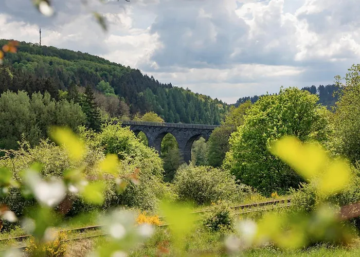 Naturnest Eifel, * Daun